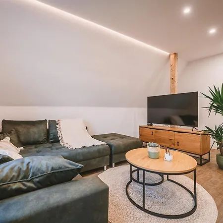 Sadebo 1 Bis 16 Gaeste In 3 Apartment
